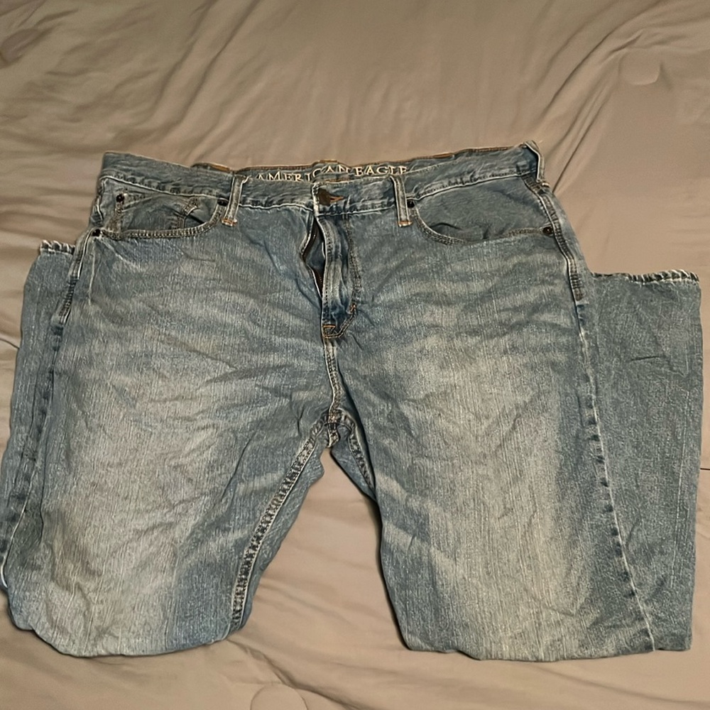 Men’s American Eagle Relaxed 42x32